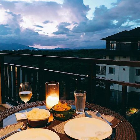 Appartamento Anvaya Cove Penthouse Unit 10-2 Br. Morong  Esterno foto
